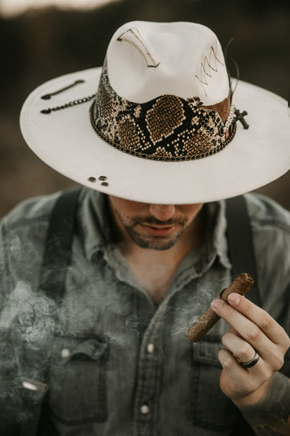 Western Fedora "Sidewinder" in Desert Sand